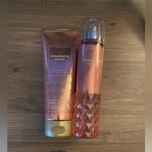 ⭐️⭐️Brand New Bath and Body Works Champagne Toast